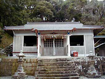 雷公神社拝殿
