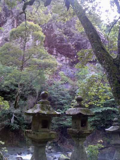 色川神社