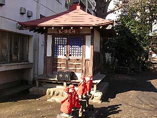 熊野神社薬師堂
