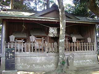 素鵞熊野神社境内社