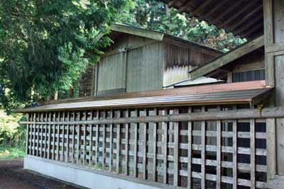 熊野神社本殿覆屋