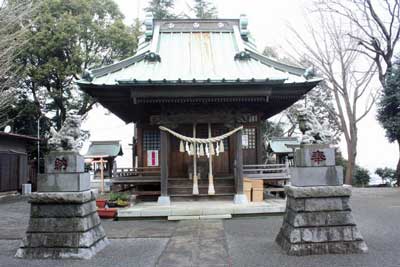 新作八幡神社拝殿