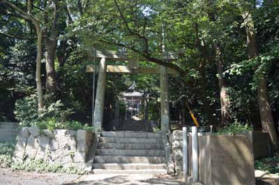 鷹見神社二つ目の鳥居