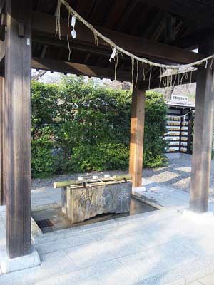 杉山神社手水鉢