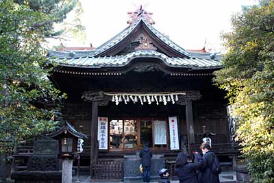 荏原神社拝殿