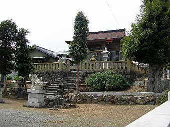 熊野神社境内
