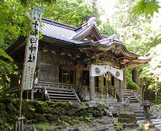 十和田神社拝殿
