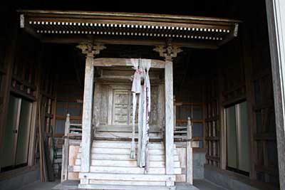 東山神社本殿