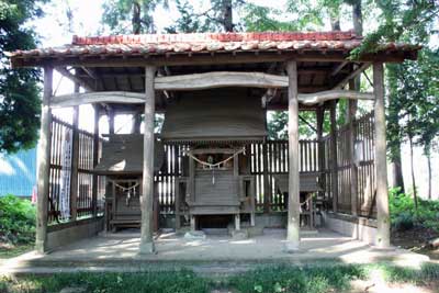 熊野神社覆屋